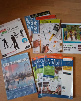 Libri scolastici superiori NUOVI