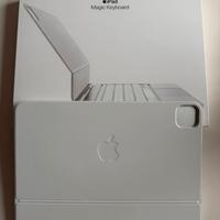 Magic keyboard  11 pro  m4/5