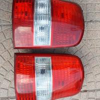 Fanali posteriori kia carnival