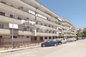 3 LOCALI A BISCEGLIE