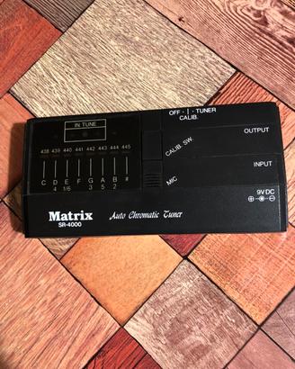 Accordatore Matrix SR-4000 per chitarra e basso