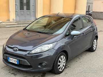 Ford Fiesta 1.4 benzina+gpl anno 2012