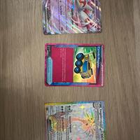 Tre carte Pokemon scintille folgoranti