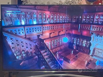 TV 48"