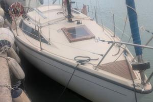 BARCA A VELA COMET 700