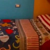 Letto singolo completo di materasso e rete a doghe