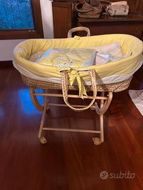 Culla neonato in vimini vintage