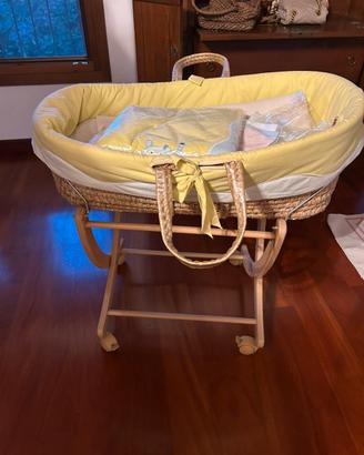 Culla neonato in vimini vintage