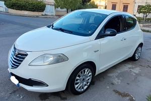 Lancia Ypsilon 1.3 MJT 16V 95 CV 5 porte S&S Silve