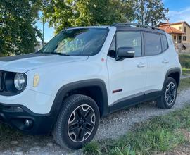 Jeep renegade 2.0 mjt 170cv 4×4 trailhawk at9