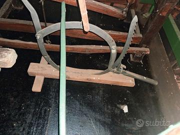 Antica pressa per covoni