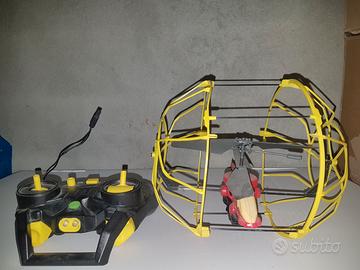 Elicottero telecomandato con gabbia anticolpi