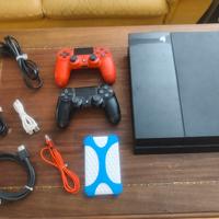 PlayStation 4 con accessori 