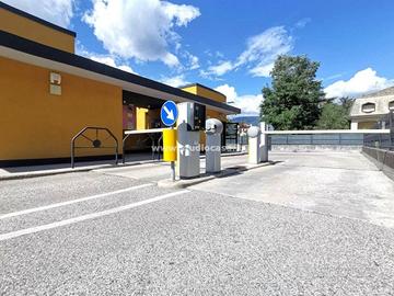 A 2 passi dal centro: GARAGE DOPPIO!