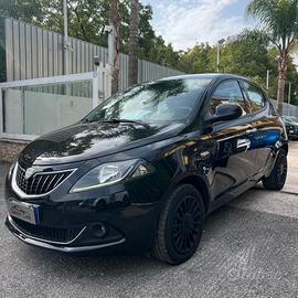 Lancia Ypsilon 1.2 69 CV 5 porte GPL Silver Plus