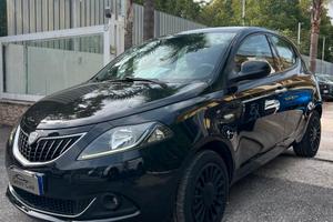 Lancia Ypsilon 1.2 69 CV 5 porte GPL Silver Plus