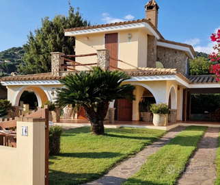 Villasimius Villa a 150 mt dal mare 6 Posti letto