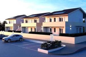 Appartamento di 120 m² con 4 locali e box auto a A