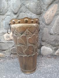 Portaombrelli decò in metallo