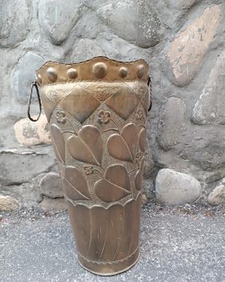 Portaombrelli decò in metallo