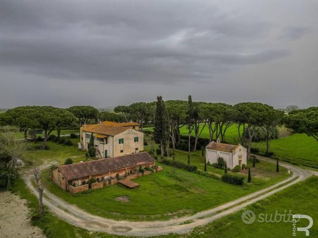 Grosseto - Enorme proprietà vicino al mare