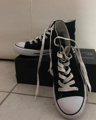 Scarpe da ginnastica