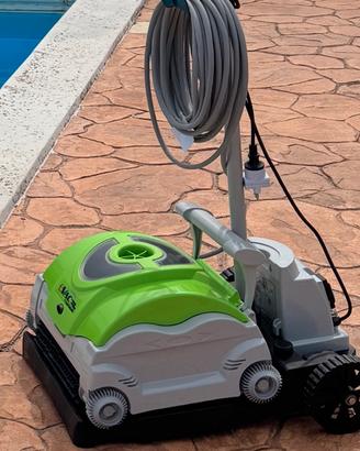 Robot pulizia Piscina