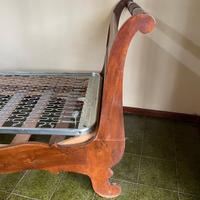 Letto a barca antico