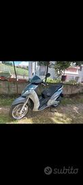 Peugeot Geopolis 250
