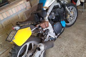 Suzuki gsx 1100 r cafe racer