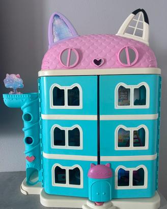 Casa Gabby Doll House