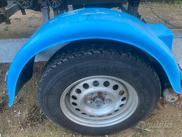 Barca con carrello senza patente