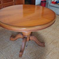 Tavolo in legno 