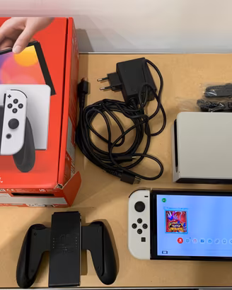 Nintendo Switch Oled total white