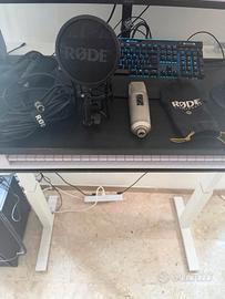 RØDE NT2-A Microfono + Pop Filter + Shock Mount