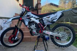 Suzuki rmz 250