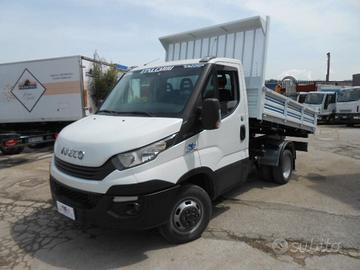 IVECO DAILY 35C12 RIBALTABILE TRILATERALE 2018