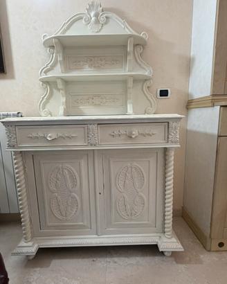 Credenza bianca con alzata
