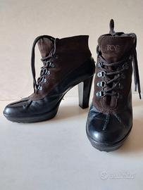 Stivaletto tronchetto Tod's