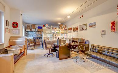 UFFICIO RISTRUTTURATO - CENTRO GALLARATE