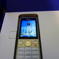 Cellulare Nokia C5 originale bianco 3 batterie
