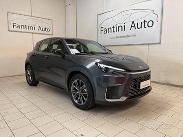 Lexus LBX Elegant hybrid 1.5 2wd e-cvt-Ok Neopat-L