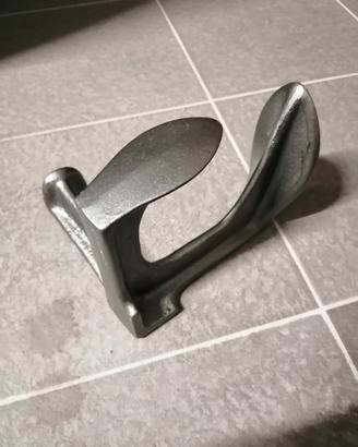 Trepiede per calzolaio