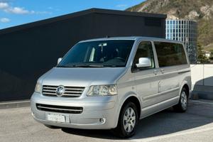 Volkswagen Multivan T5 HIGHLINE