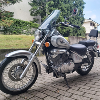 Moto Suzuki 250