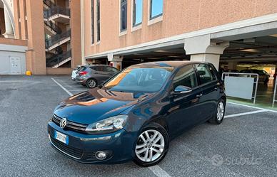 GOLF 6