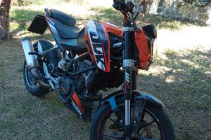 KTM Duke 125