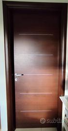 Porta in legno per interni