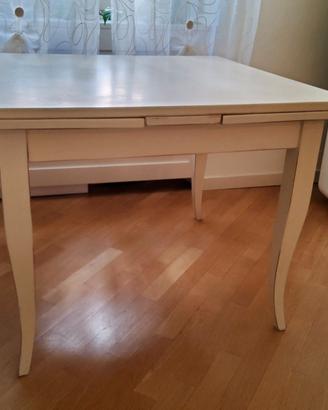 Tavolo in legno bianco allungabile shabby chic