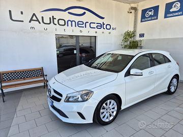 MERCEDES-BENZ A 160 d Automatic Premium